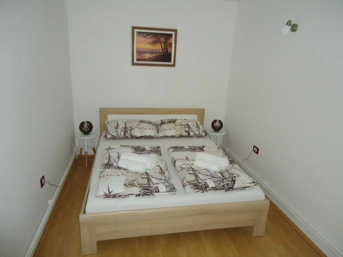 Apartment Ferienwohnung Apartman Klara Umag