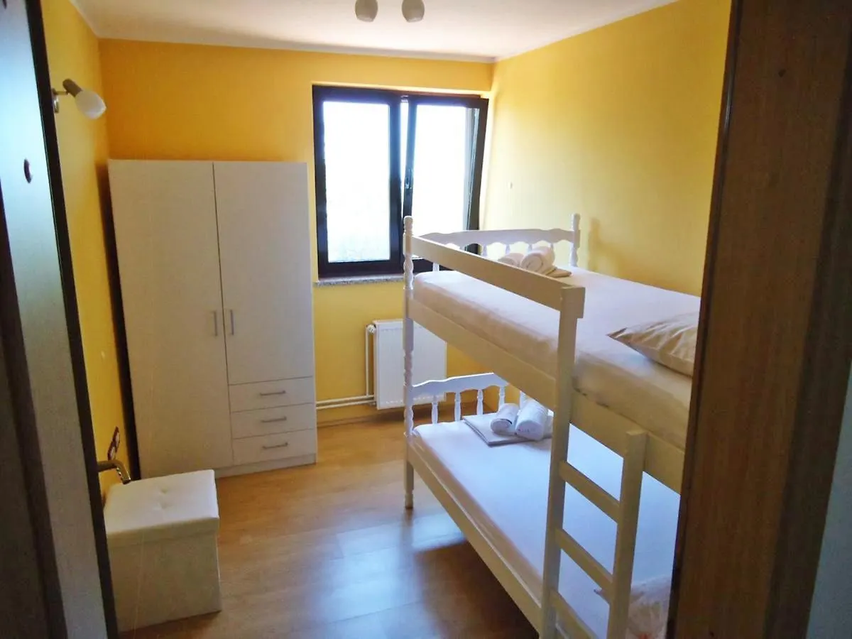 Apartment Ferienwohnung Apartman Klara Umag